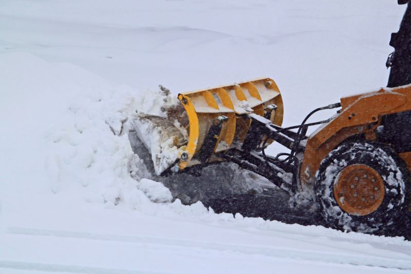 Driveway Snow Plowing in New York, NY