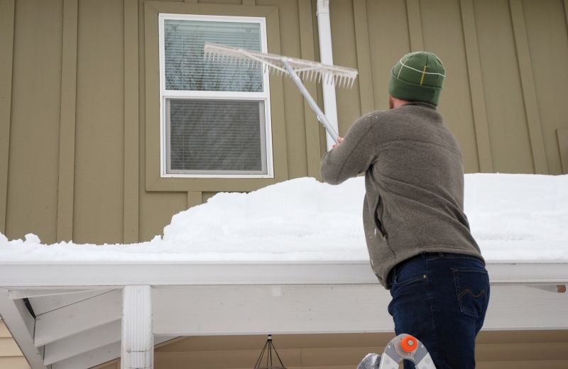 Roof Snow Raking in Brooklyn, NY