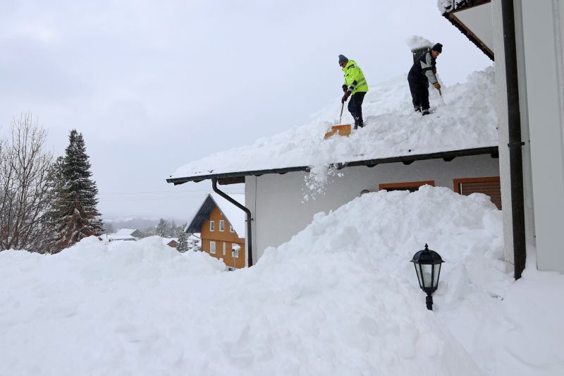 Rooftop Snow Removal in Long Island, NY